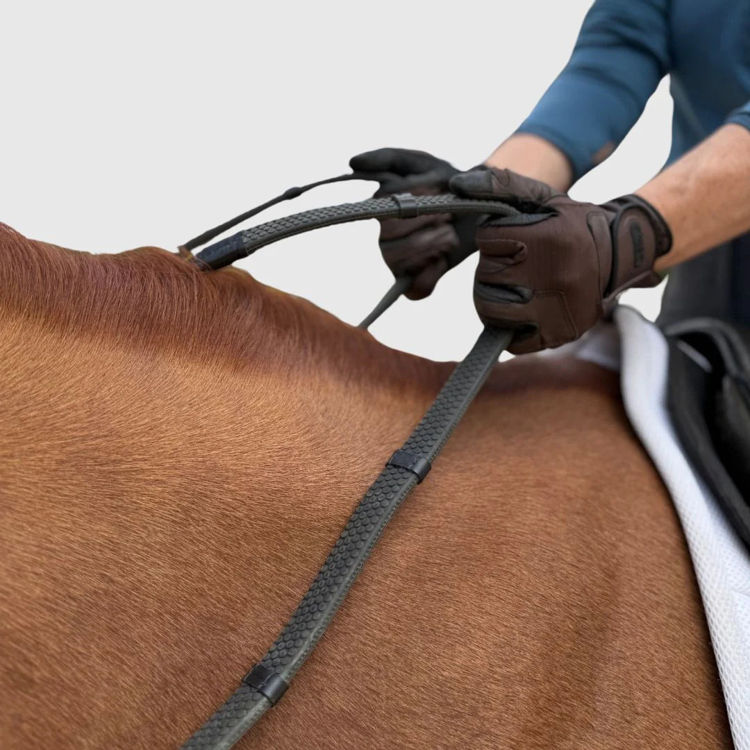 Correct Connect Super Grip Reins | Heavy Rubber Rein | 5" Hand Stops - Black