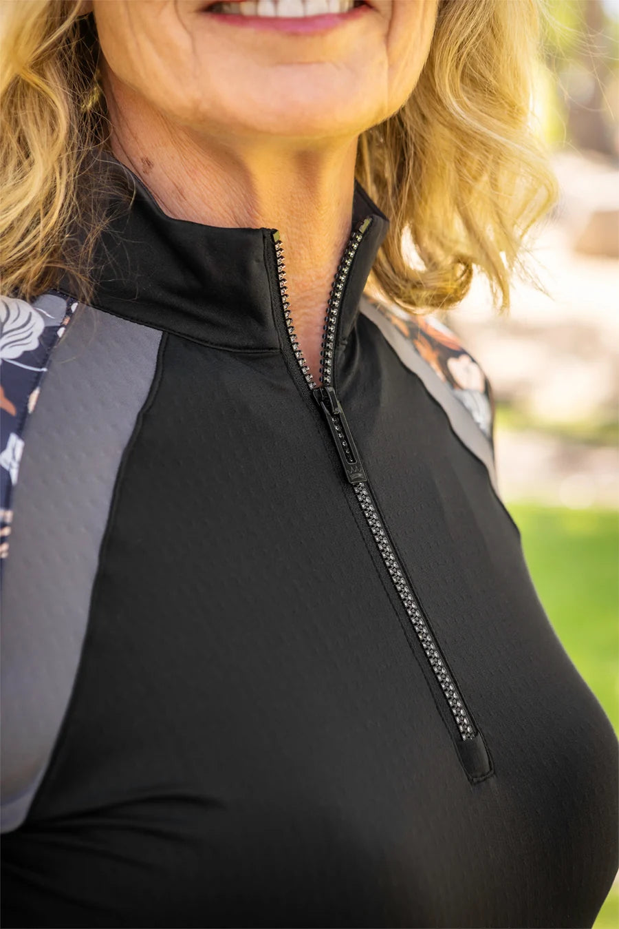 Kastel Neutral Modern Begonia 1/4 Zip Long Sleeve Paneled Top w/Crystal Zip