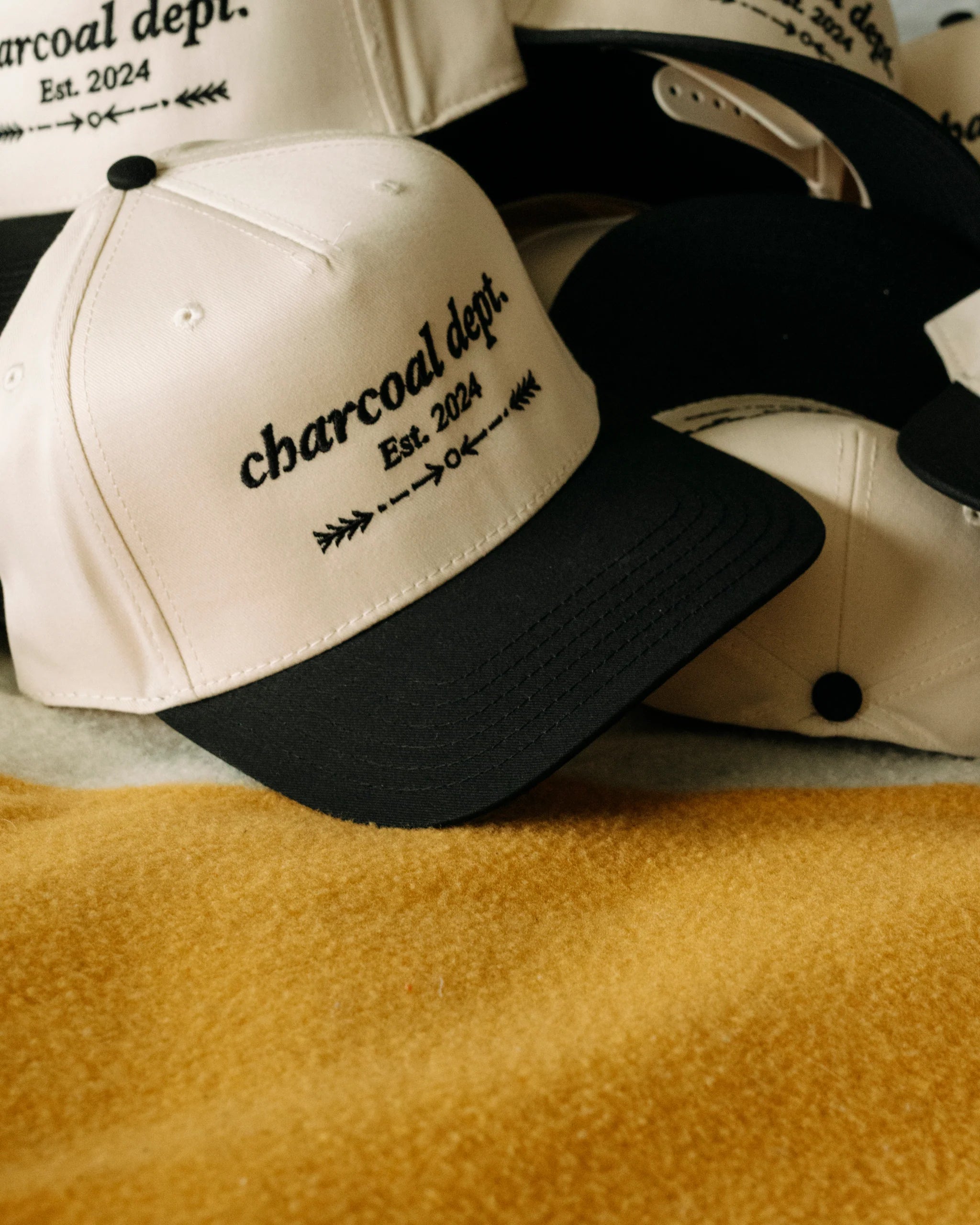 Inward Arrows Charcoal Hat