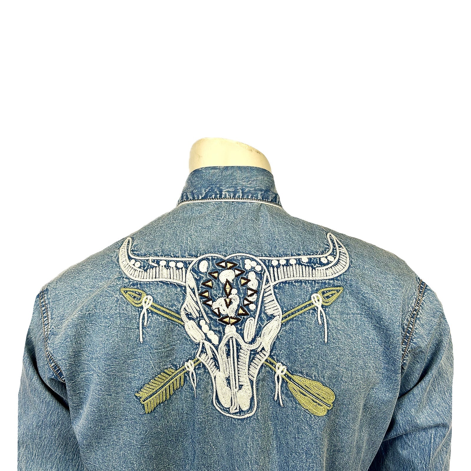 Rockmount Ranch Wear Men’s Vintage Denim Steer Skull & Arrow Chain Stitch Embroidered Western Shirt