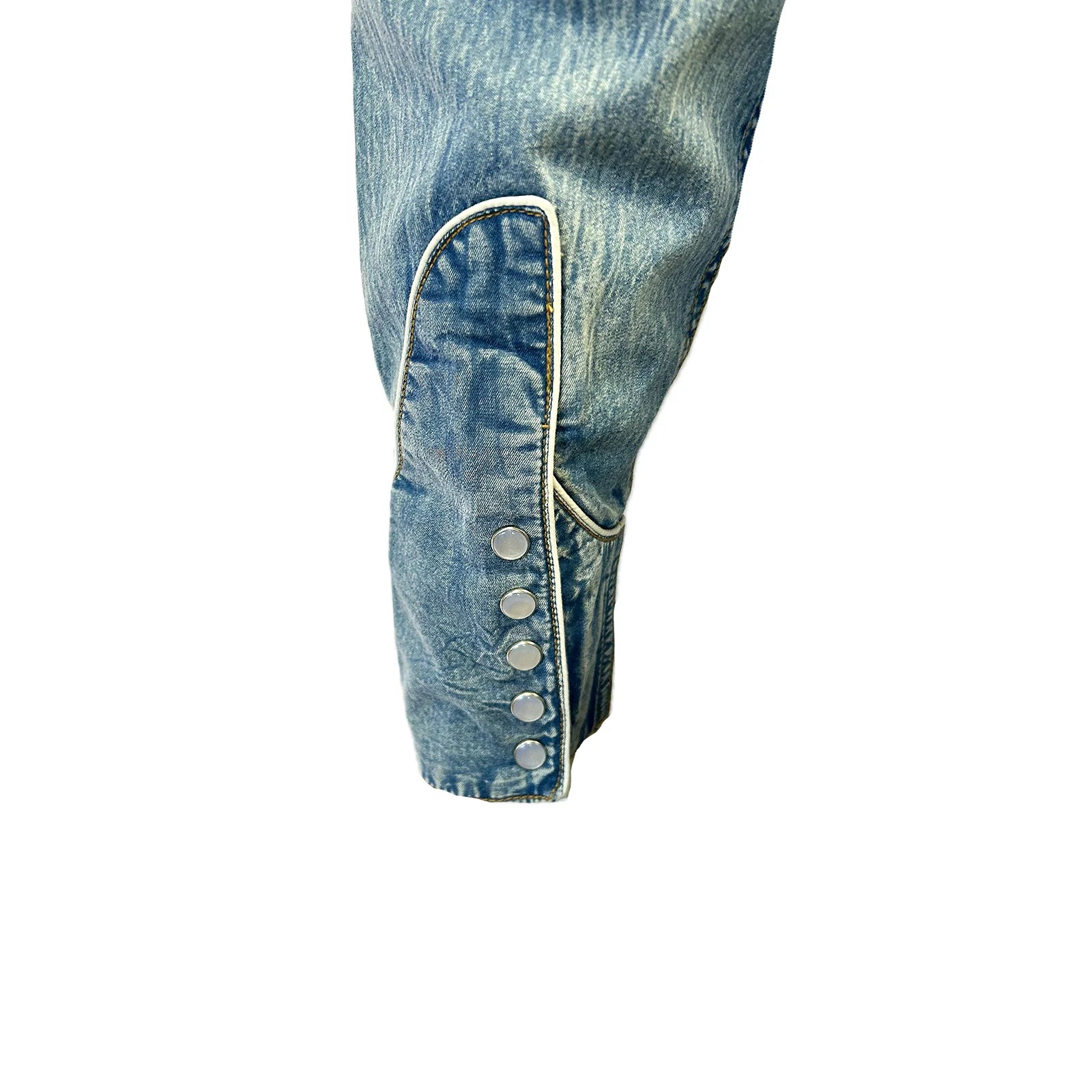 Rockmount Ranch Wear Men’s Vintage Denim Steer Skull & Arrow Chain Stitch Embroidered Western Shirt