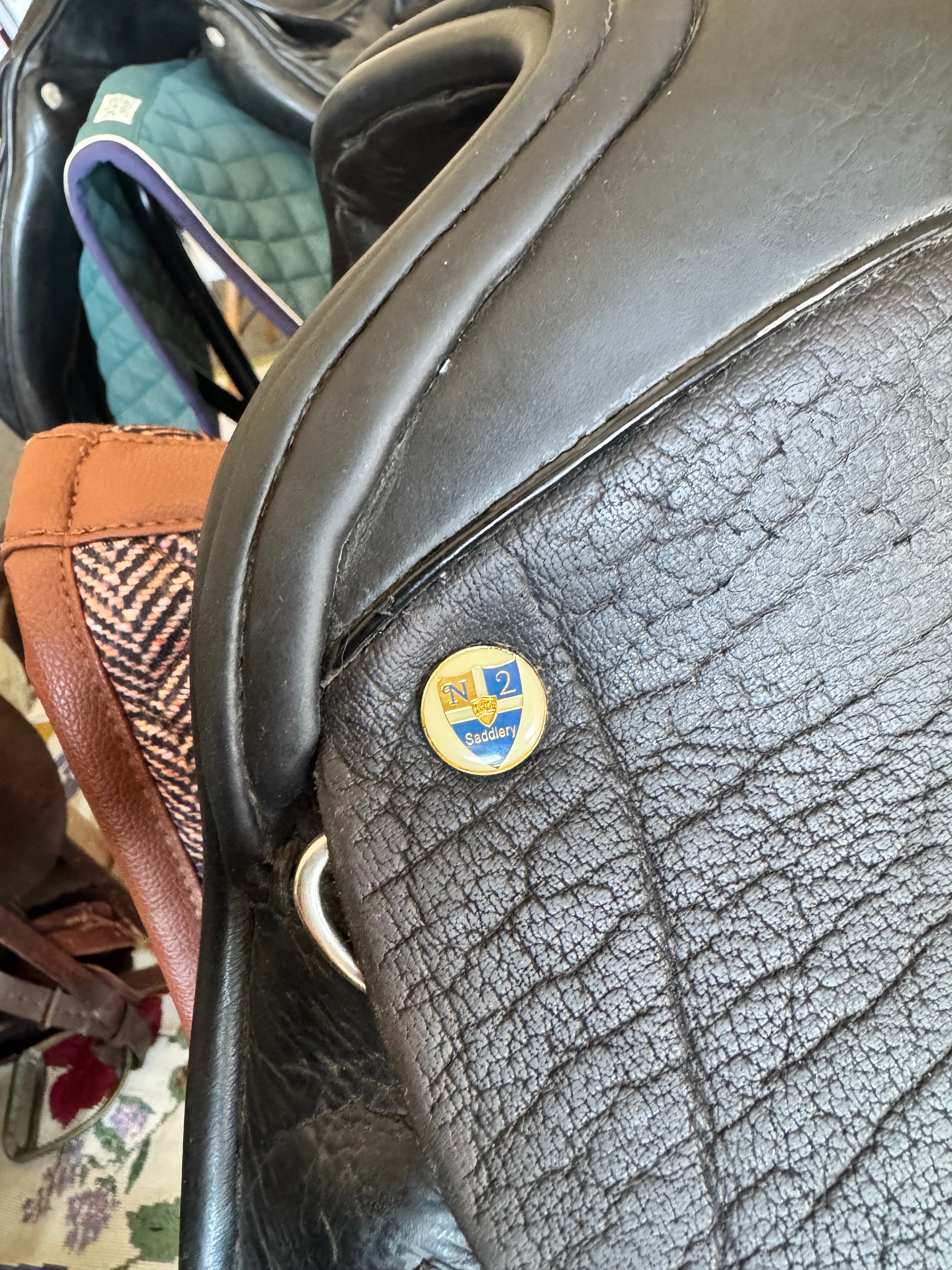 394NJ #5754 N2 Saddlery Vincitore Buffalo Dressage Saddle, 17 1\2