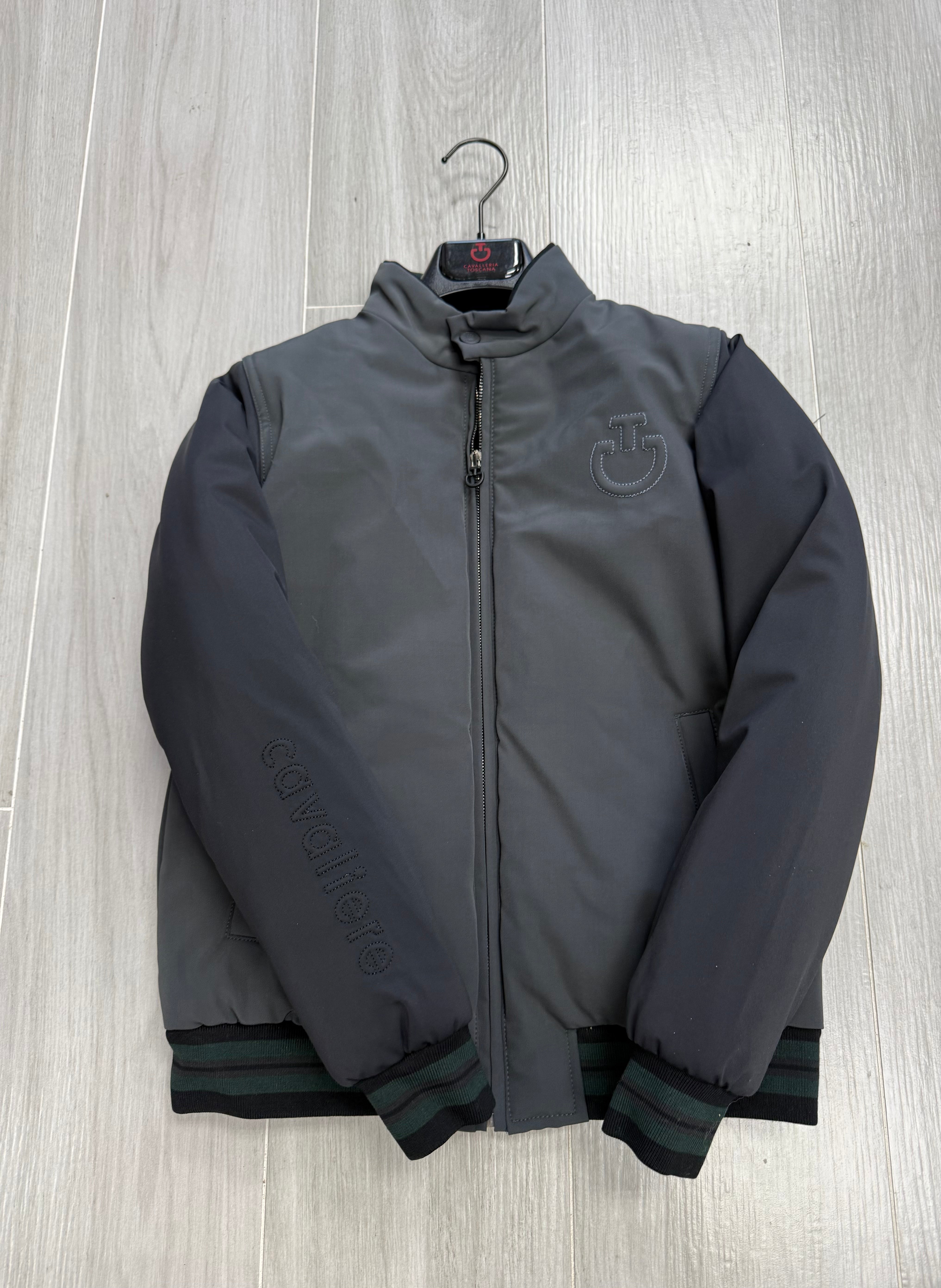 CT Federicos Bomber 12