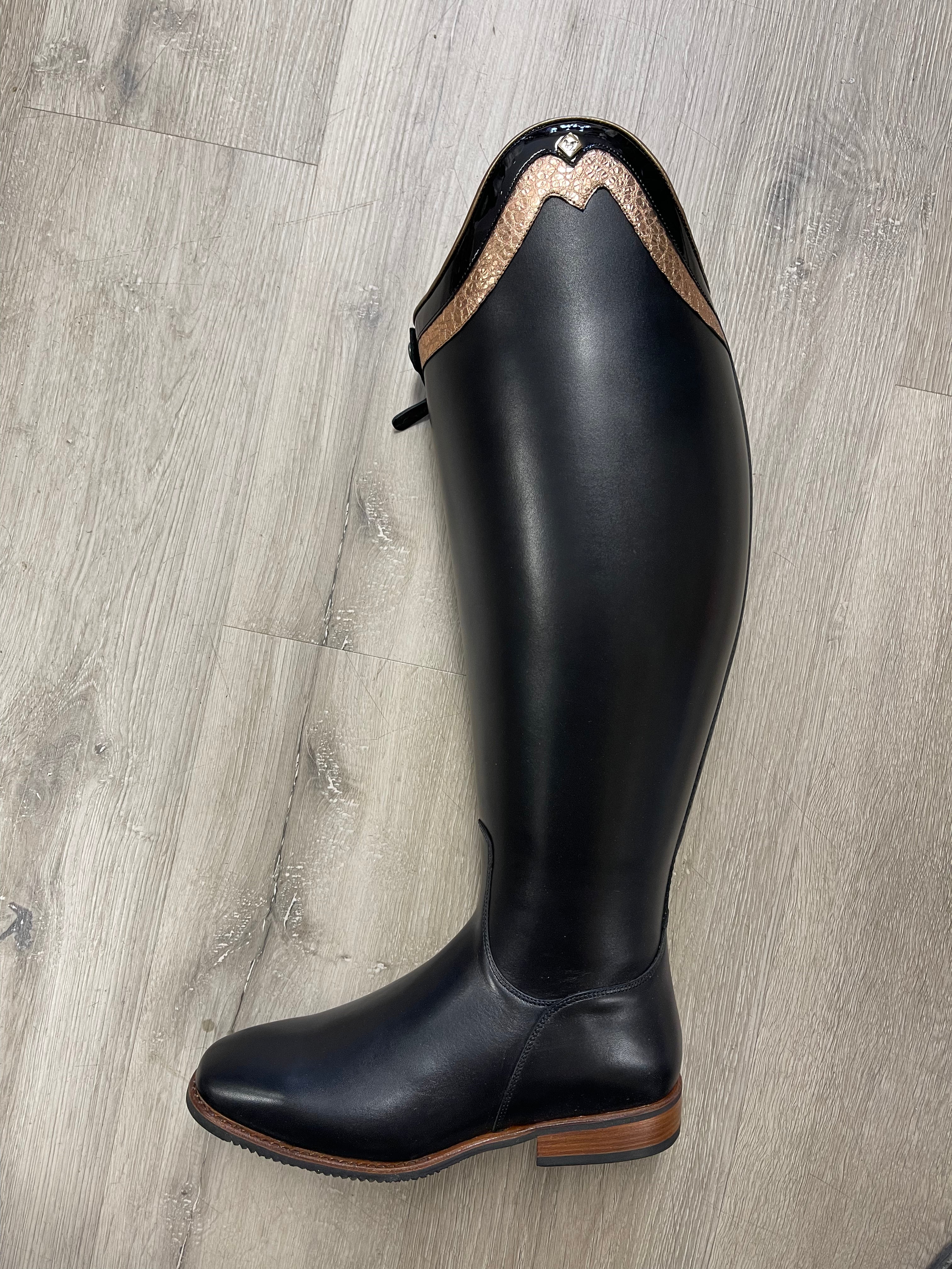 DeNiro Magnifico Black with Double Rondine Top