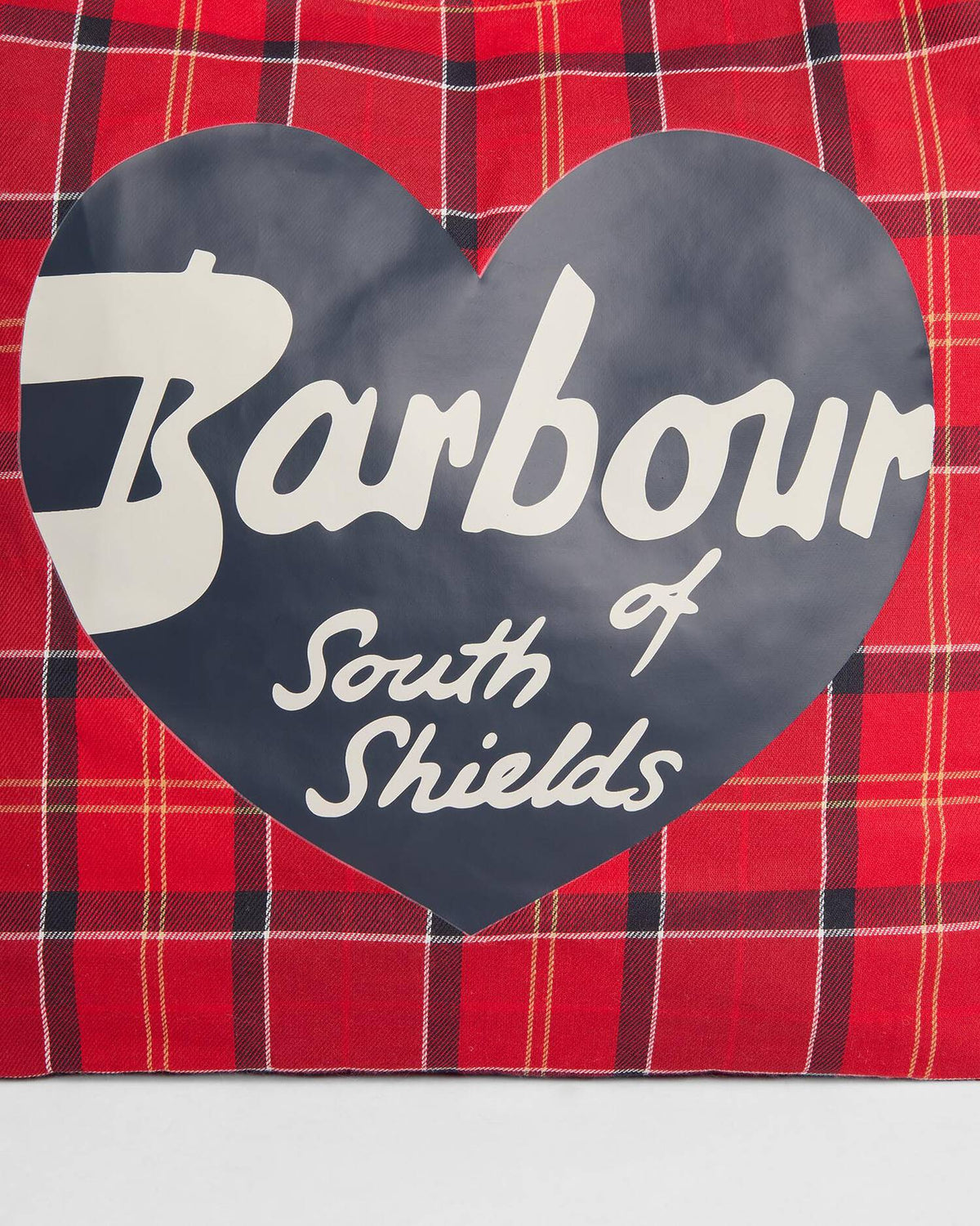 Barbour Heart Tote Bag - cardinal/black