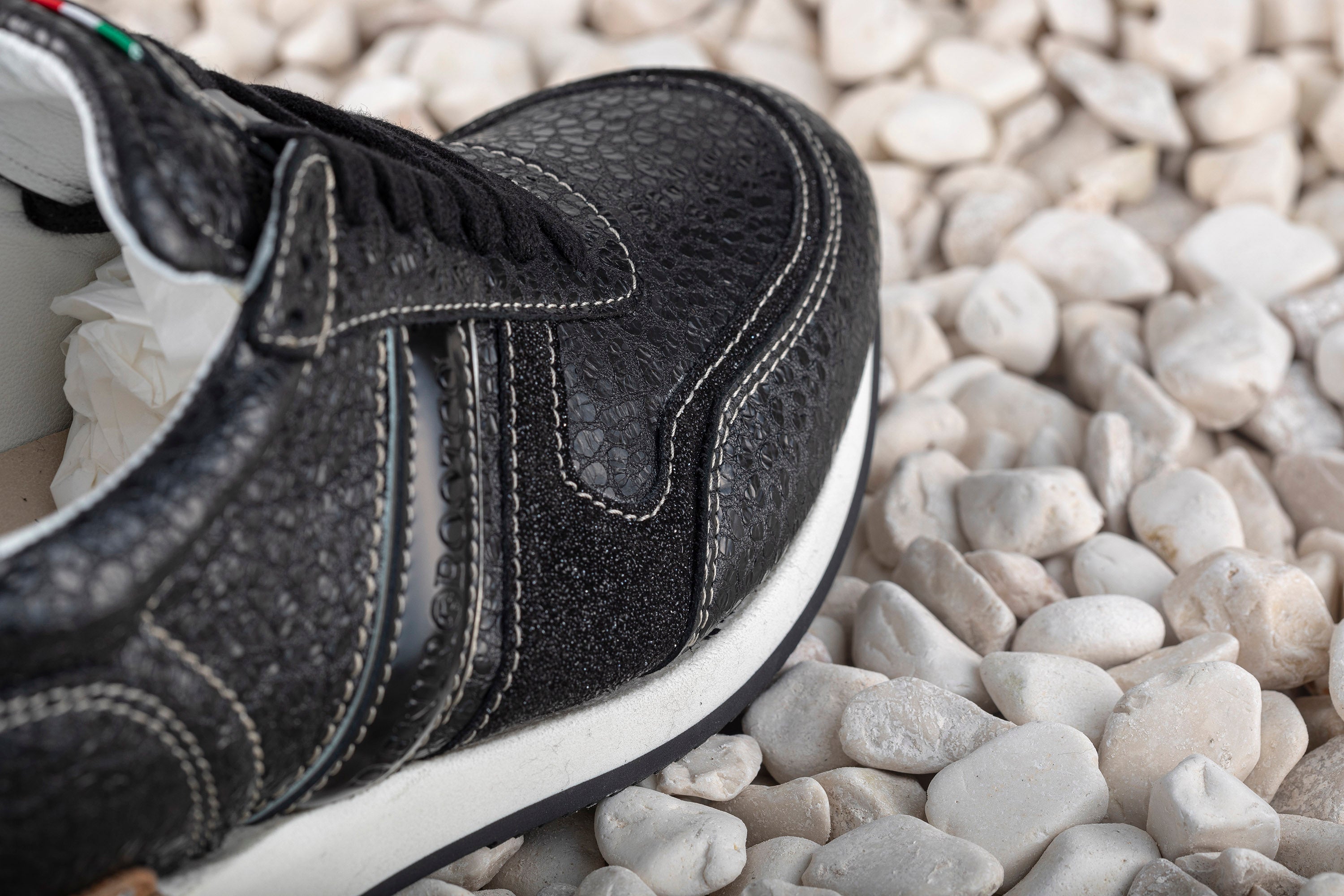DeNiro Buongiorno Collection Custom Viceversa Sneakers