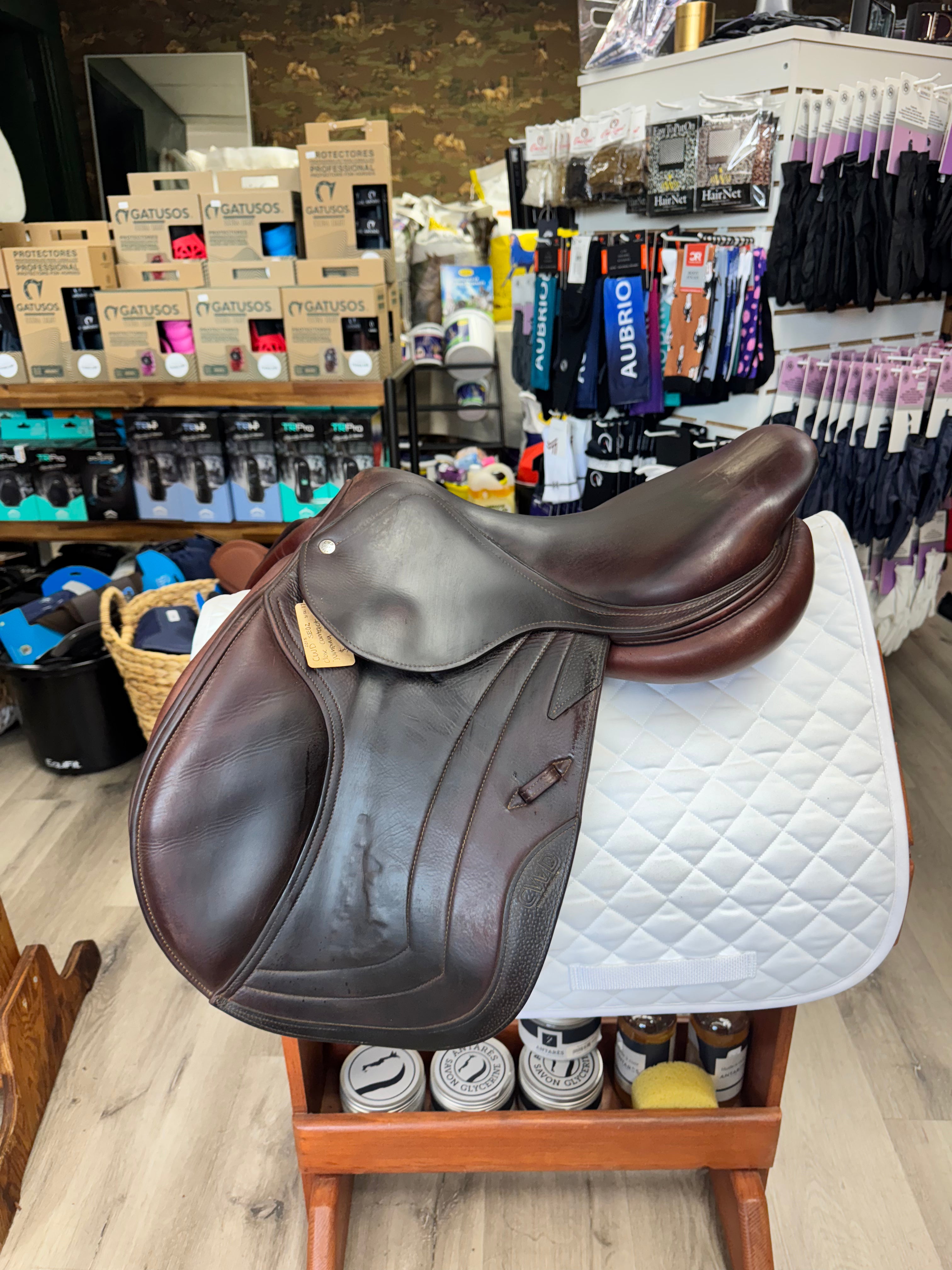 289NJ CWD SE02 Close Contact Jumping Saddle Size 17 #1166