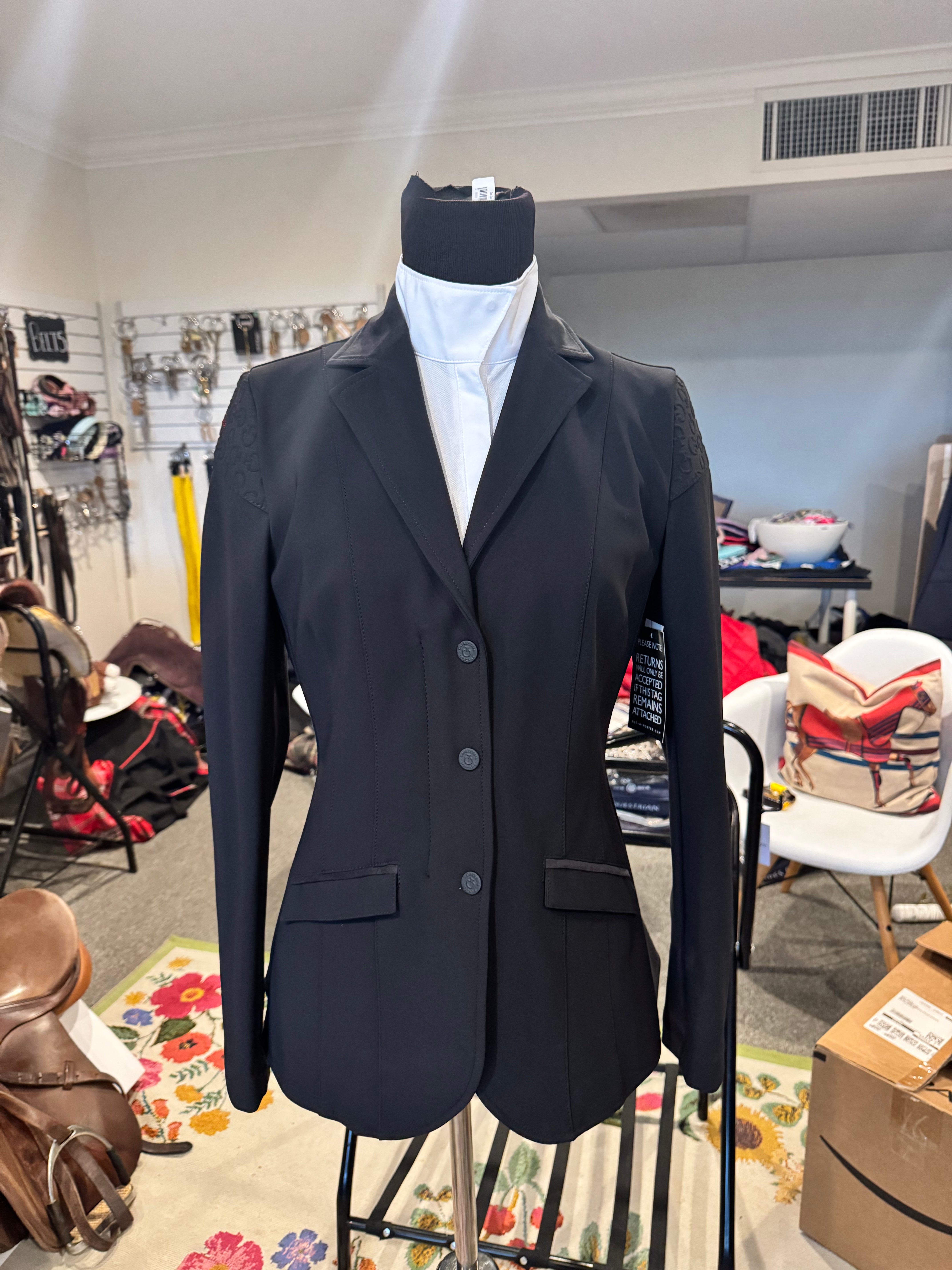 261NJ Cavalleria Toscana Show Coat New W/ Tags 42