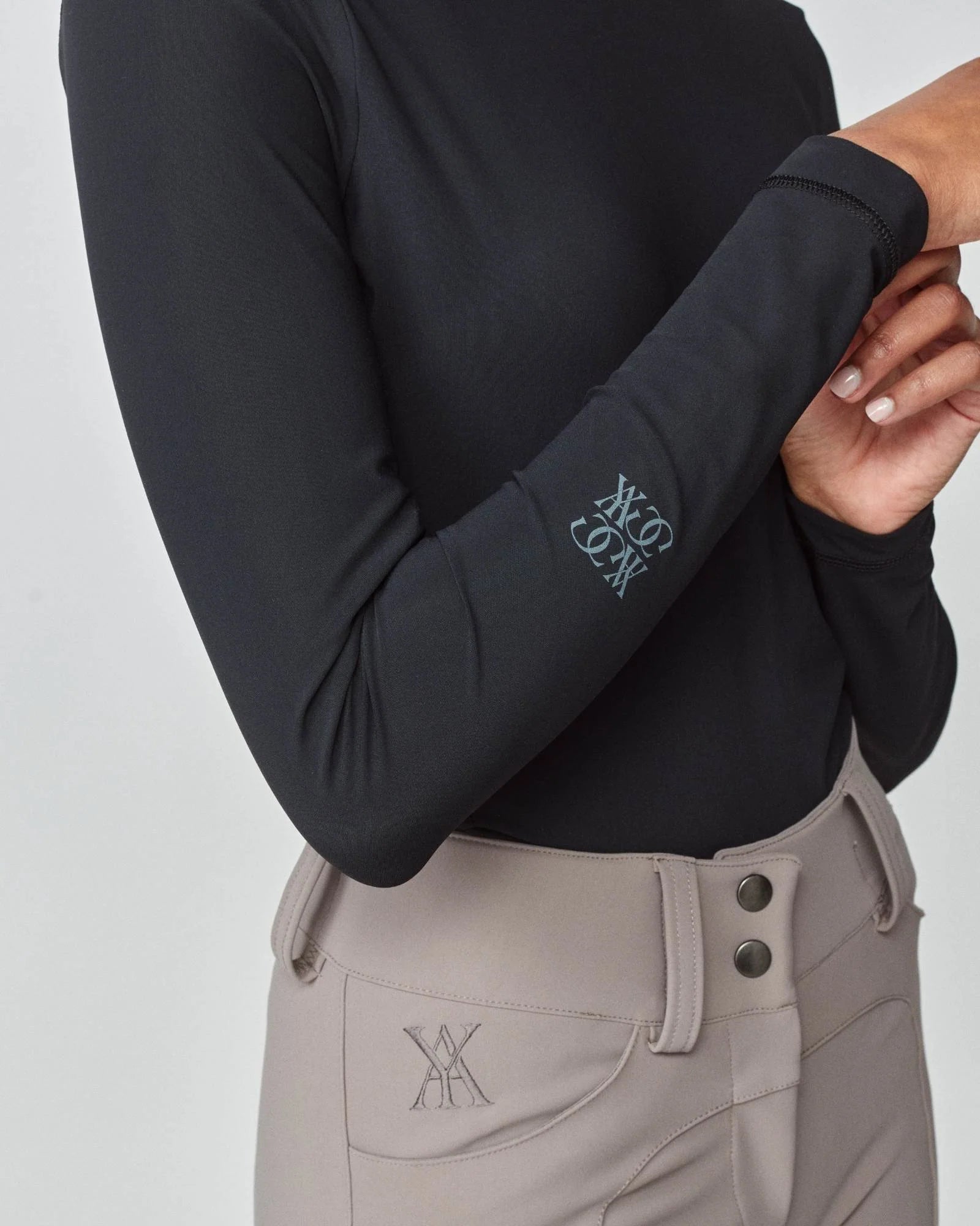 Yagya Lightweight Long Sleeve - Black