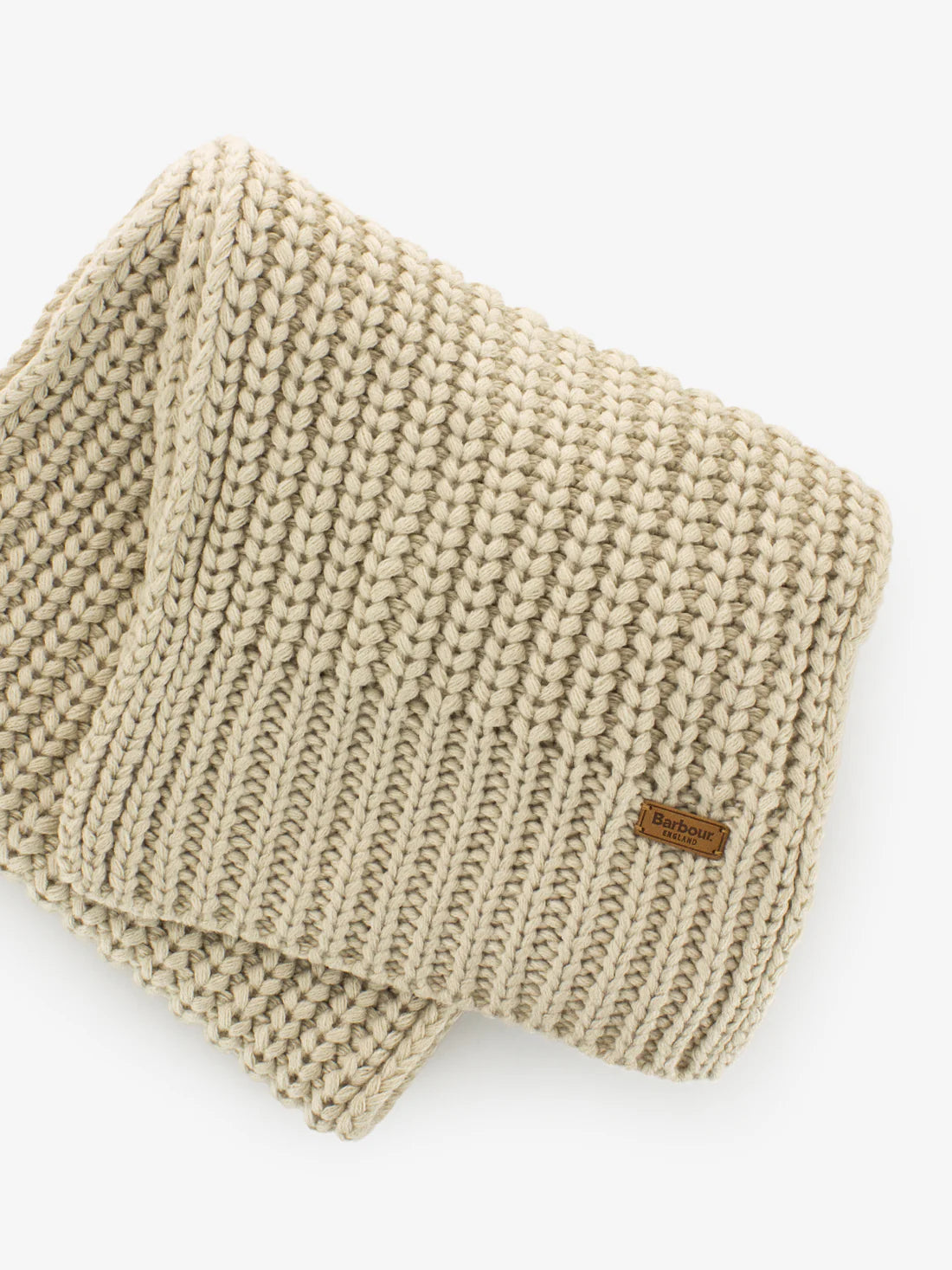 Barbour Saltburn Beanie & Scarf Gift Set Pearl