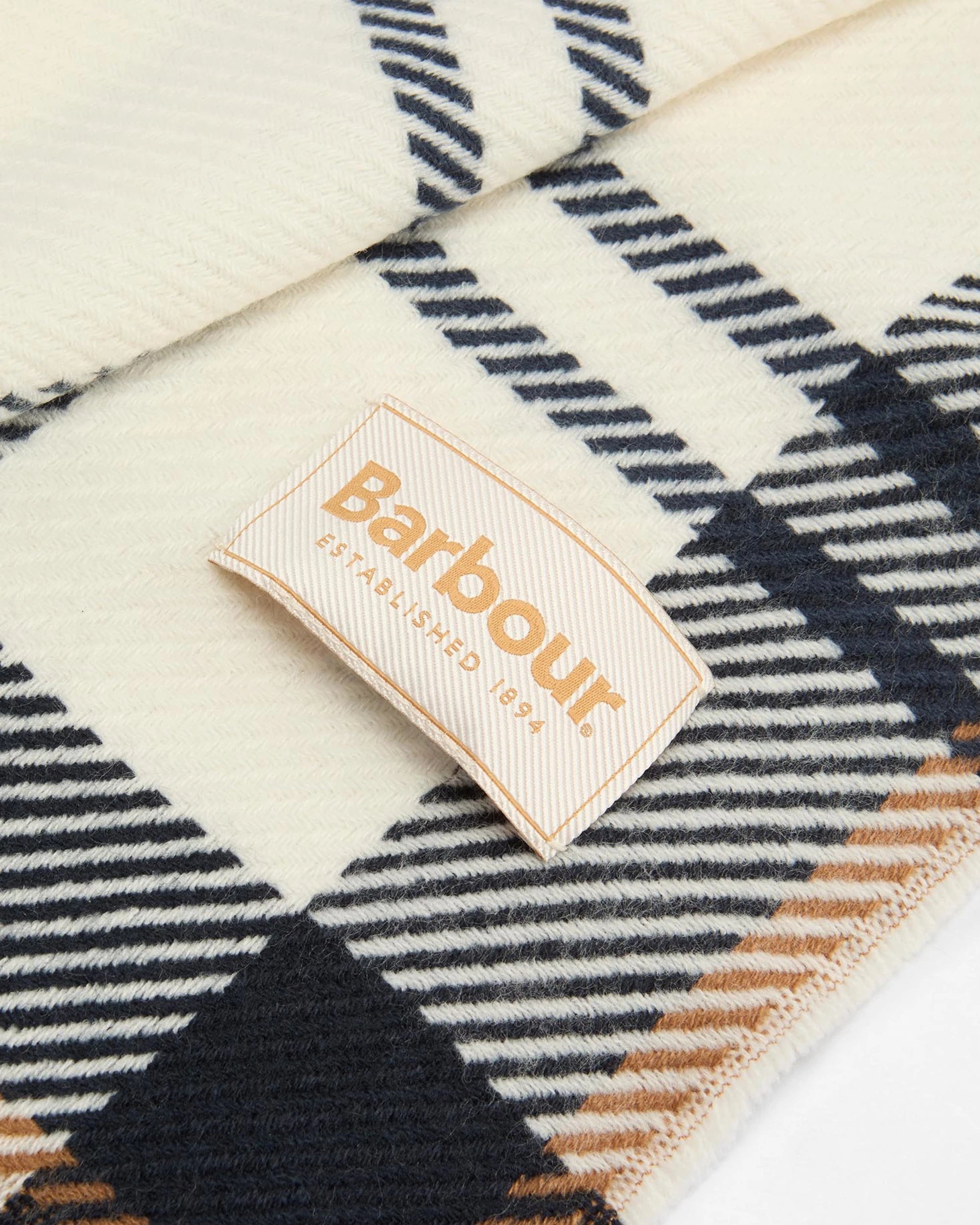 Barbour Pendle Beanie & Blaire Scarf Gift Set