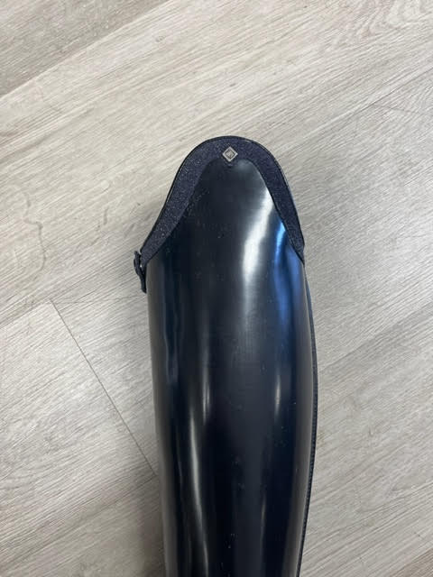 DeNiro used Raffaello Dressage boot $699