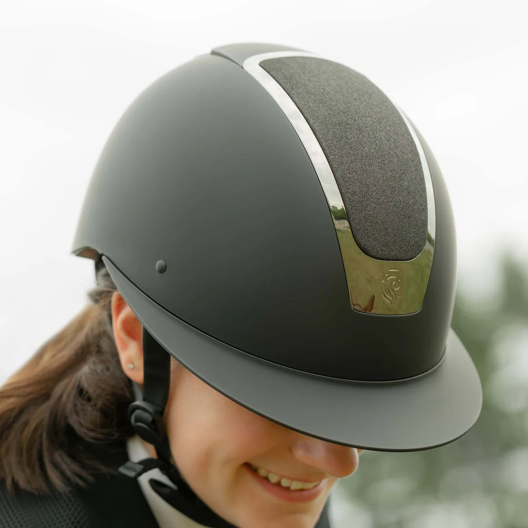 Equinavia Crown MIPS Riding H Black/Black Shimmer
